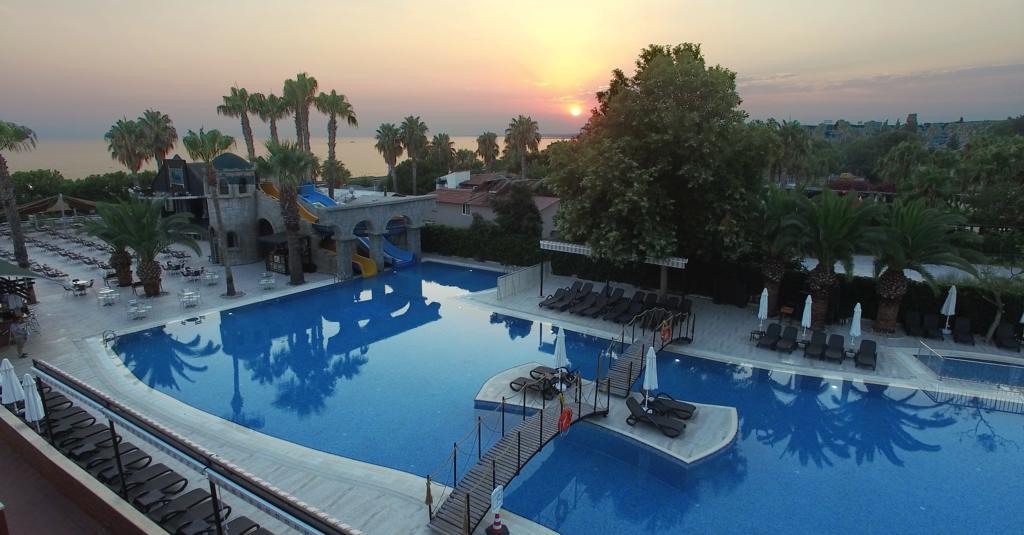 Thalia Beach Resort Hotel Ilica  Exterior foto