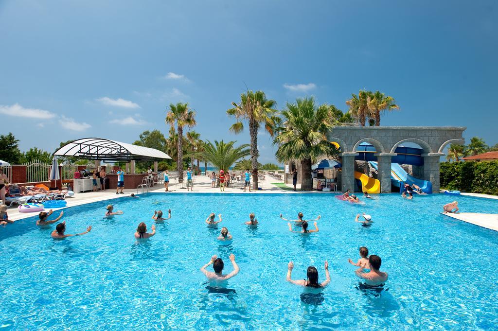 Thalia Beach Resort Hotel Ilica  Exterior foto